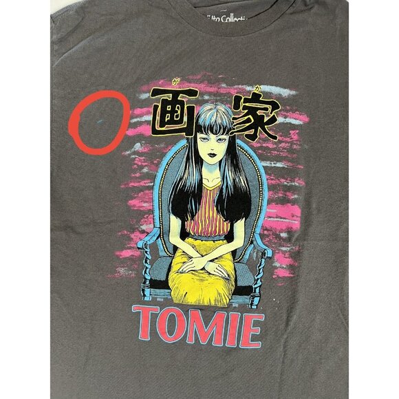 Junji Ito Collection Crunchyroll T-Shirt Size L Short Sleeve Tomie Graphic Black - Picture 4 of 10